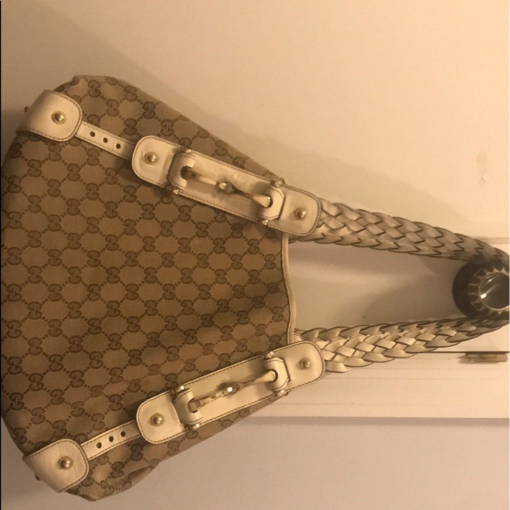 Gucci Pelham hobo